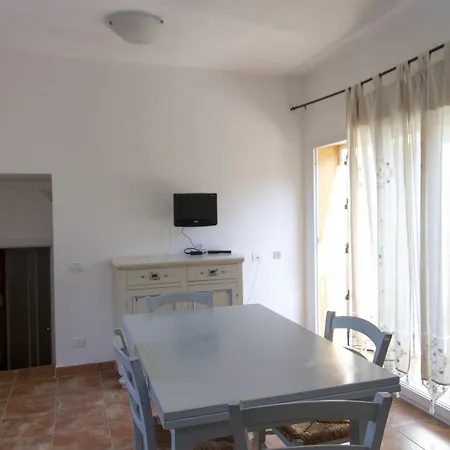 Apartment Paradiso